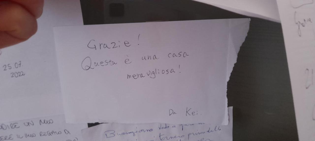 Vicino Di Centro E Universita Stanza Con Balcone Perugia Buitenkant foto